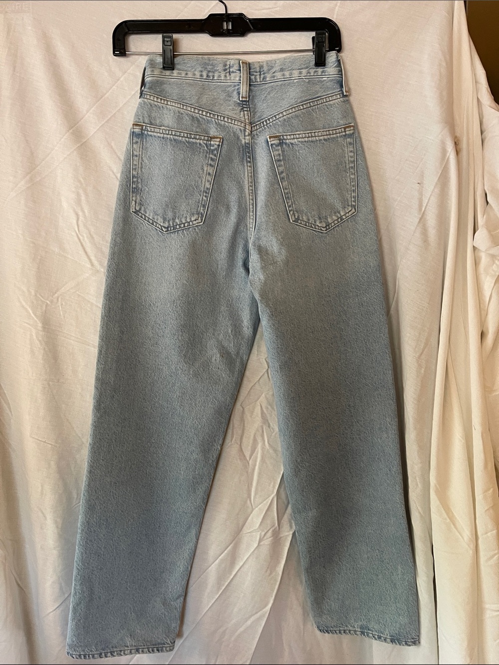 Agolde V-CUT soft jeans. - Picture 2 of 7